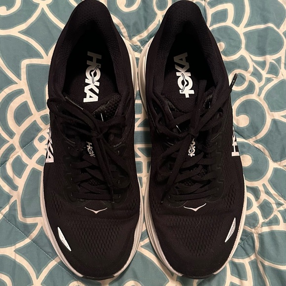 Men’s HOKA Clifton 9, size 9 wide - Picture 2 of 6